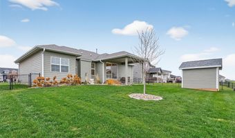 705 35th St SW, Altoona, IA 50009