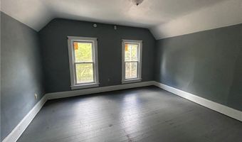 829 Yale St, Akron, OH 44311