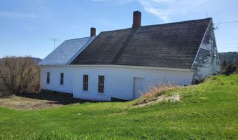 228 Nutter Ln, Barnet, VT 05821