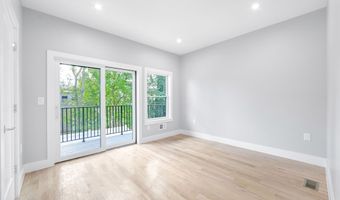 88 W 20TH St 1, Bayonne, NJ 07002