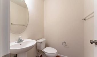 25120 SWEET MYRTLE Sq, Aldie, VA 20105