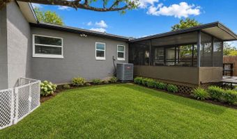 1050 Blackwood St, Altamonte Springs, FL 32701
