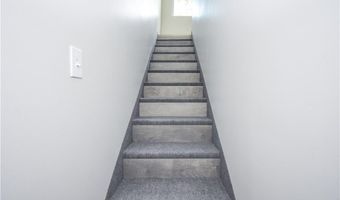 1706 SIMPSON St, Alexander City, AL 35010