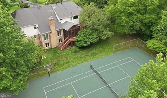 8004 SPLIT OAK Dr, Bethesda, MD 20817