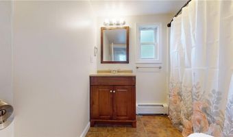 14 Krzak Rd, North Kingstown, RI 02852