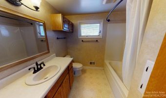 2235 Prairie St, Ann Arbor, MI 48105
