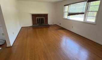 9702 SINGLETON Dr, Bethesda, MD 20817