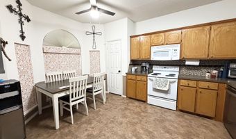 1010 Avenue J, Abernathy, TX 79311