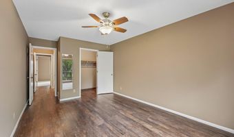 1386 Arden View Dr, Arden Hills, MN 55112
