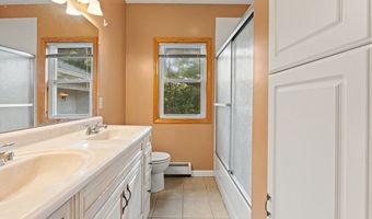 497 S Main St, Andover, MA 01810