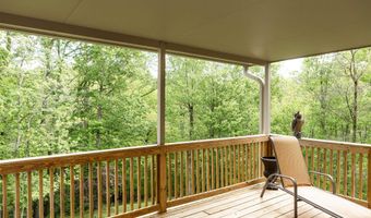 2804 Hash Ridge Rd, Barboursville, WV 25504