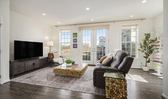 2822 Purley Ave, Ann Arbor, MI 48105
