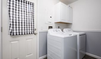 1113 Summer St, Algonac, MI 48001