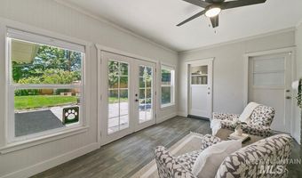 4809 W Greenbrier Dr, Boise, ID 83705
