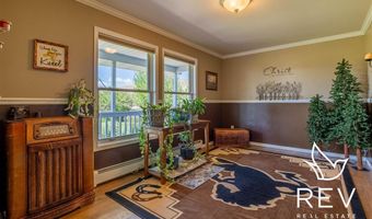 14 Beacon Dr, Cody, WY 82414
