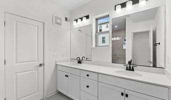 43841 VENETIAN Sq, Ashburn, VA 20147