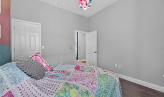 7322 PARADISO Dr, Apollo Beach, FL 33572