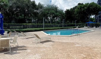 3301 N Country Club Dr 502, Aventura, FL 33180