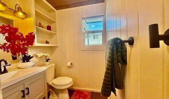 650 Oneawa St A, Kailua, HI 96734