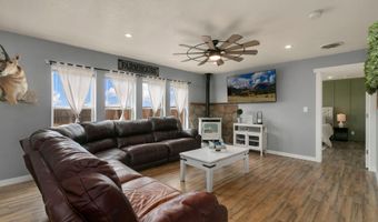 1077 GOLDEN RANGE, Burns, WY 82053