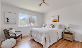 207 Kingsbury Dr, Aptos, CA 95003