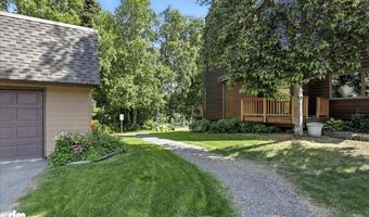 6622 Lakeway Dr, Anchorage, AK 99502