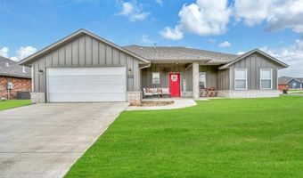 1013 Village Dr, Altus, OK 73521