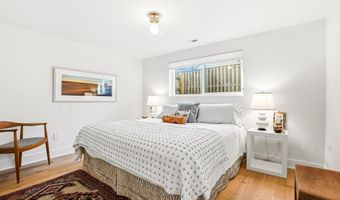 5619 OAKMONT Ave, Bethesda, MD 20817