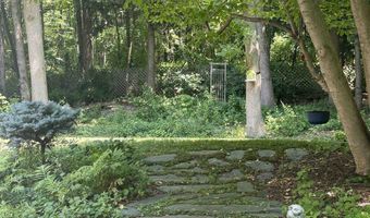 54 Muirfield Rd, Burlington, VT 05408
