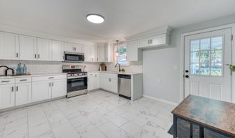 29 Mine Rd, Bristol, CT 06010