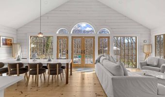 117 Squaw Rd, East Hampton, NY 11937