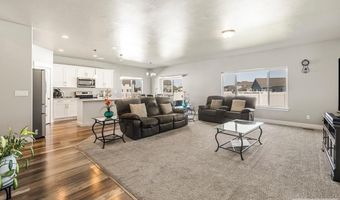 408 N Curlew Dr, Ammon, ID 83401