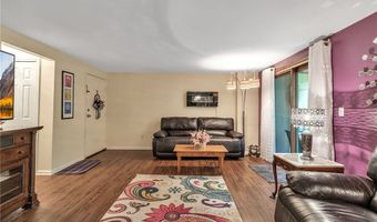 95 Greenwich Dr 2, Amherst, NY 14228