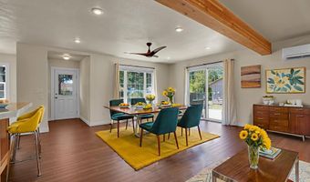6511 SE NEEDHAM St A, Milwaukie, OR 97222