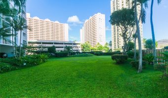 1128 Ala Napunani St 208, Honolulu, HI 96818