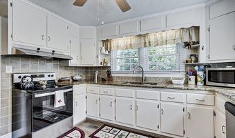 712 Redding Rd, Asheboro, NC 27203