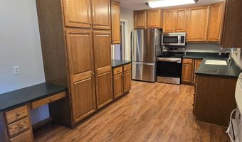 305 20th St NW, Austin, MN 55912