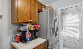 9435 Kings Falls Dr, Charlotte, NC 28210