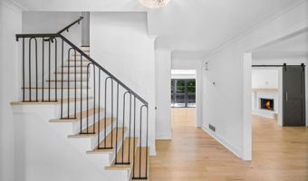 140 N Blf, Alpharetta, GA 30004
