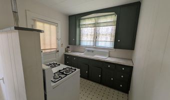 602 Avenue 2 NE, Atkins, AR 72823
