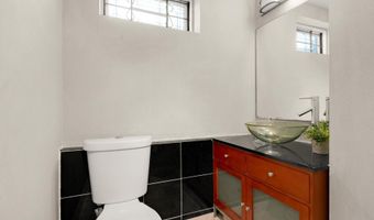 147 W HILL St, Baltimore, MD 21230