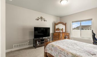 408 N Curlew Dr, Ammon, ID 83406