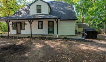 8 HILLTOP Ct, Appleton, WI 54914
