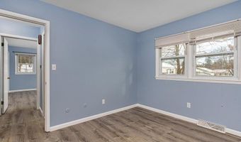 7 Elgin St B, Albany, NY 12205