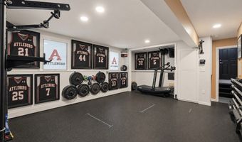 460 Richardson Ave, Attleboro, MA 02703