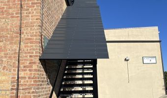 903 Main St 2, Antioch, IL 60002