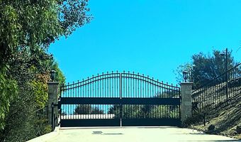 29266 Wagon Rd, Agoura Hills, CA 91301