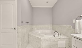 9912 MONTAUK Ave, Bethesda, MD 20817