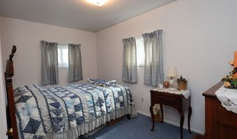 8075 Loop Rd, Alexandria, PA 16611