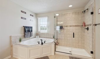 211 SW Stonegate Dr, Ankeny, IA 50023
